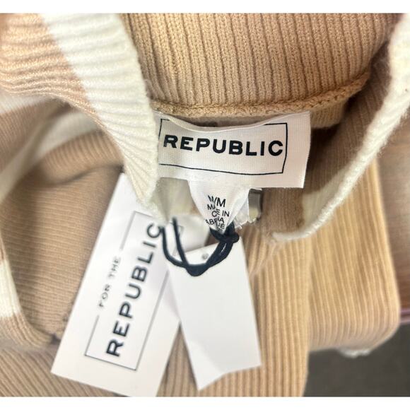 For the Republic Sweater Women M NWT Khaki Ivory Mock Neck 1/4 Zip Pullover - Picture 7 of 7